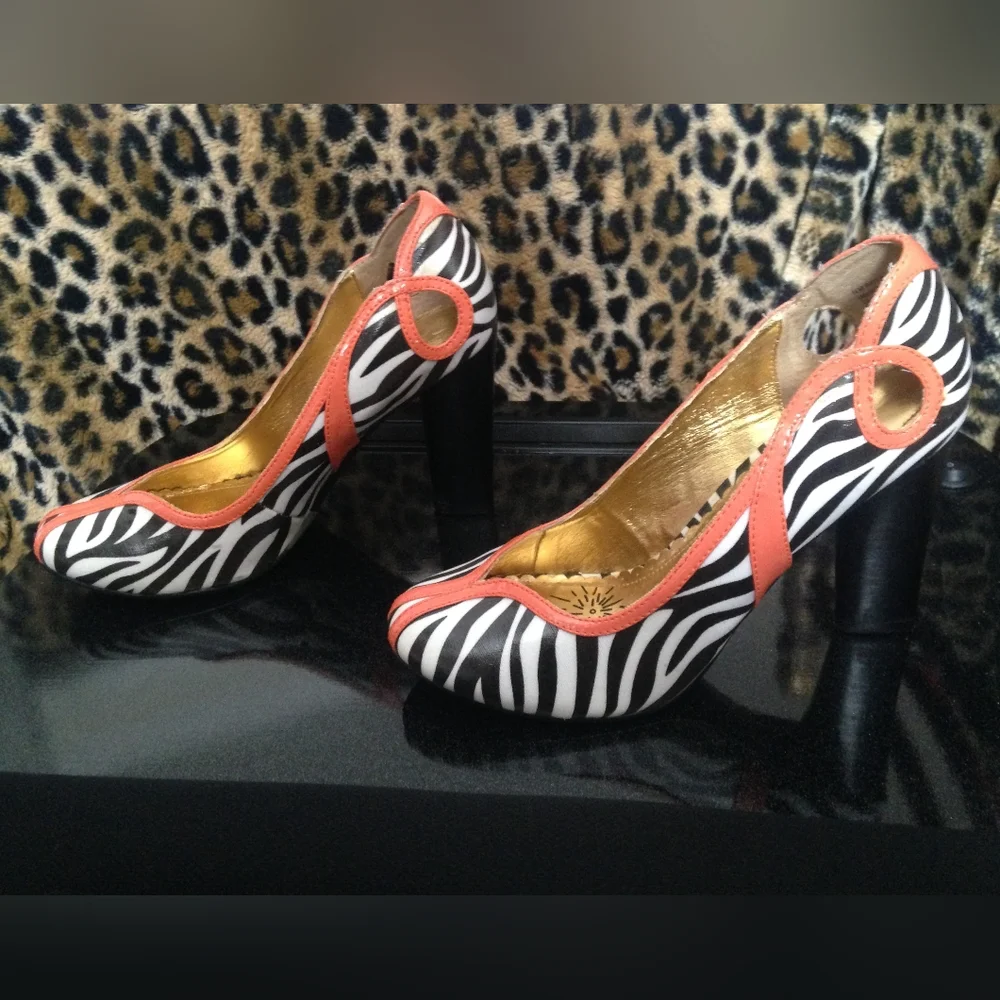 Naughty Monkey Zebra Heels with Bold Orange Trim - Picture 3 of 6
